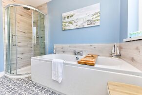 Just Stay Wales - Hartwell House Mumbles