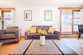 Holborn Penthouse Apartment with Terrace
