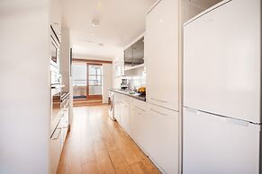 Holborn Penthouse Apartment with Terrace