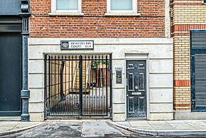 Holborn Penthouse Apartment with Terrace