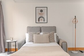 Holborn Penthouse Apartment with Terrace