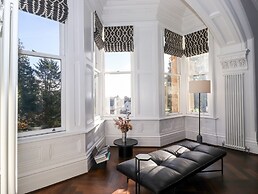 The Mary Maude Suite Stone Cross Mansion