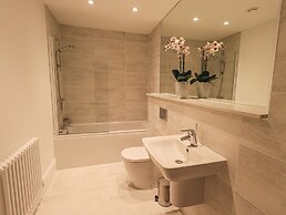 The Mary Maude Suite Stone Cross Mansion