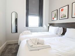 The Mary Maude Suite Stone Cross Mansion