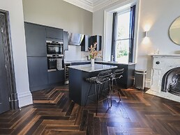 The Mary Maude Suite Stone Cross Mansion