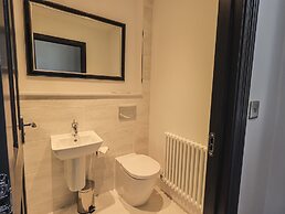 The Mary Maude Suite Stone Cross Mansion