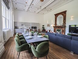 The Wilfred Suite Stone Cross Mansion