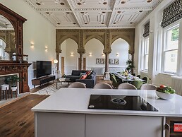 The Wilfred Suite Stone Cross Mansion