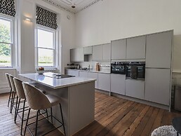 The Wilfred Suite Stone Cross Mansion