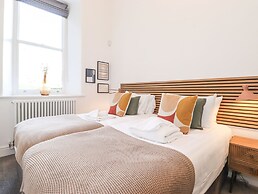 The Wilfred Suite Stone Cross Mansion