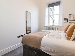 The Wilfred Suite Stone Cross Mansion