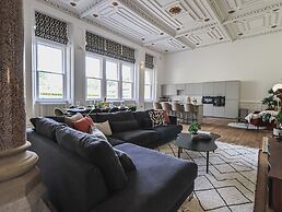 The Wilfred Suite Stone Cross Mansion