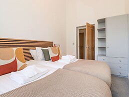 The Wilfred Suite Stone Cross Mansion