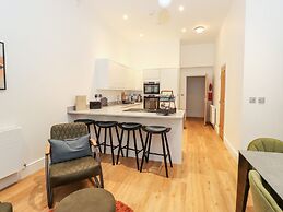 William Tower Suite Stone Cross Mansion