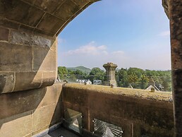 William Tower Suite Stone Cross Mansion