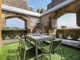 William Tower Suite Stone Cross Mansion