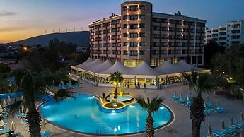 The Holiday Resort Hotel - All inclusive