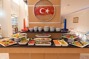 The Holiday Resort Hotel - All inclusive