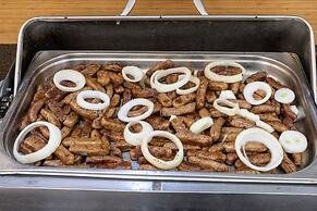 The Holiday Resort Hotel - All inclusive