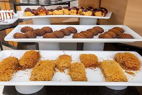 The Holiday Resort Hotel - All inclusive