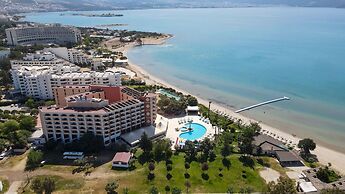 The Holiday Resort Hotel - All inclusive