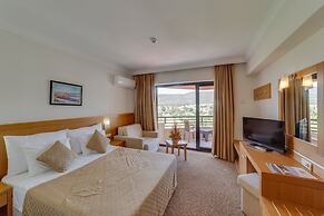 The Holiday Resort Hotel - All inclusive