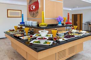 The Holiday Resort Hotel - All inclusive