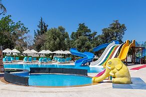 The Holiday Resort Hotel - All inclusive