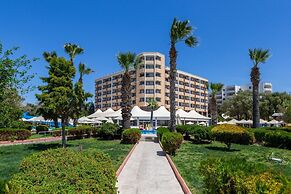The Holiday Resort Hotel - All inclusive