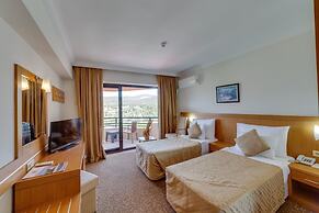 The Holiday Resort Hotel - All inclusive