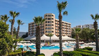 The Holiday Resort Hotel - All inclusive