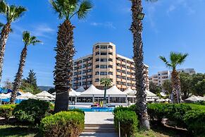 The Holiday Resort Hotel - All inclusive