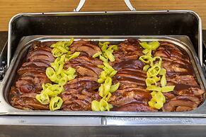 The Holiday Resort Hotel - All inclusive