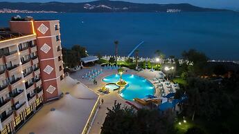 The Holiday Resort Hotel - All inclusive