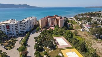 The Holiday Resort Hotel - All inclusive