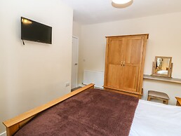 Tyddyn Sianel - Onnen