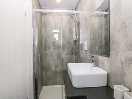 Tyddyn Sianel - Onnen