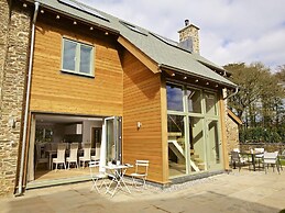 3 The Drive, Hillfield Village