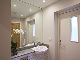 3 The Drive, Hillfield Village