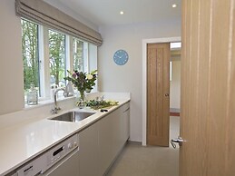 3 The Drive, Hillfield Village