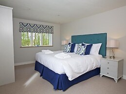 3 The Drive, Hillfield Village