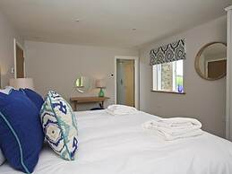 3 The Drive, Hillfield Village