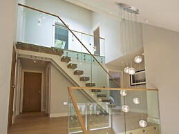 3 The Drive, Hillfield Village