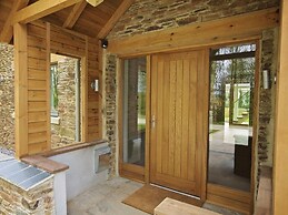 3 The Drive, Hillfield Village