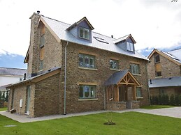 3 The Drive, Hillfield Village