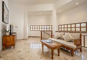 Swan Paradise A Pramana Experience