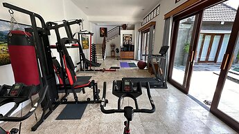 Swan Paradise A Pramana Experience