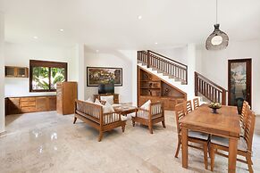 Swan Paradise A Pramana Experience