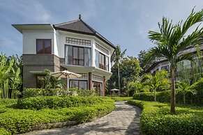 Swan Paradise A Pramana Experience