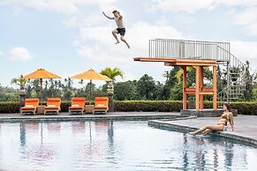 Swan Paradise A Pramana Experience